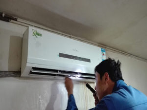 右江格力空调电话是多少