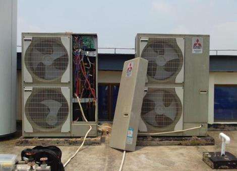 右江空调维修电话号码多少