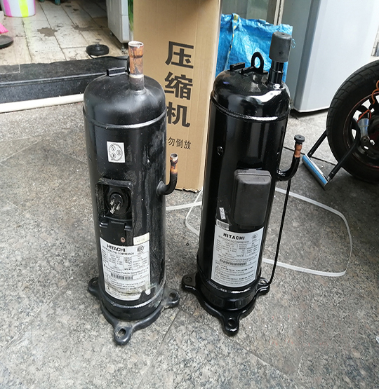 右江中央空调压缩机的更换维修