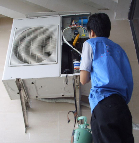 右江空调开机无反应维修